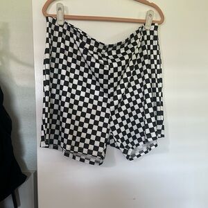Checkered bike shorts 3x